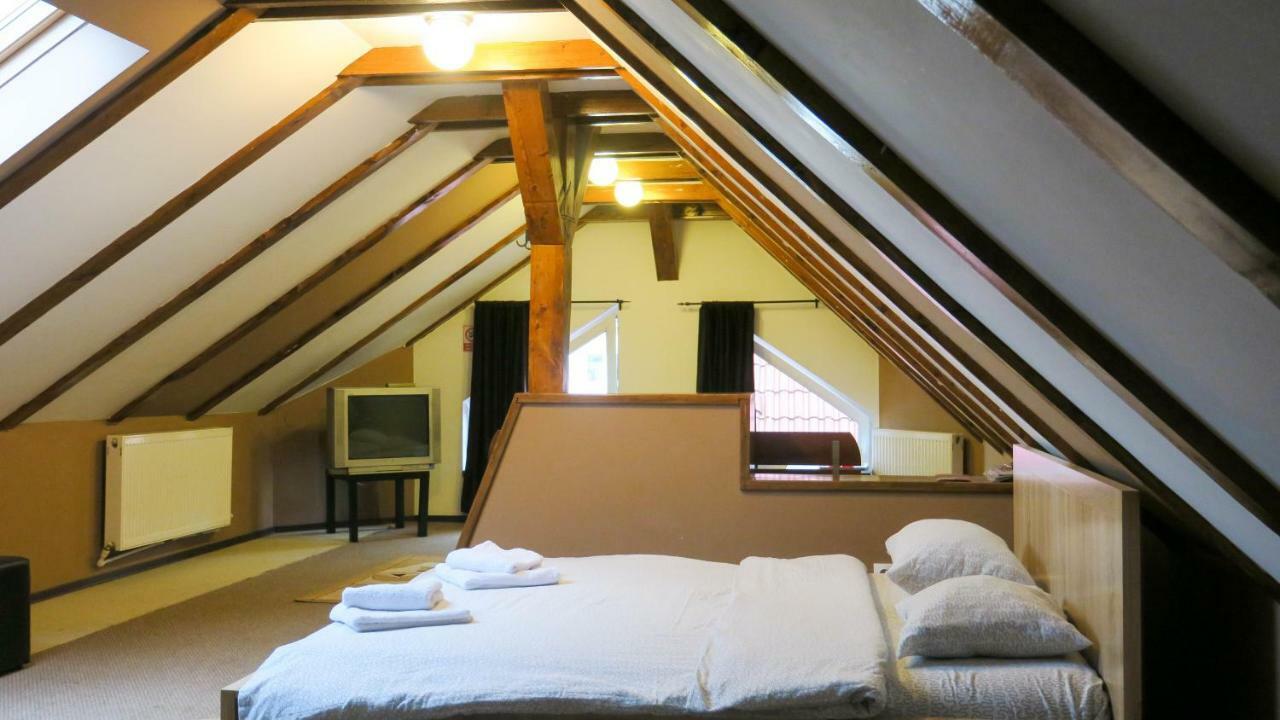 Pensiunea Pianino Braşov Extérieur photo